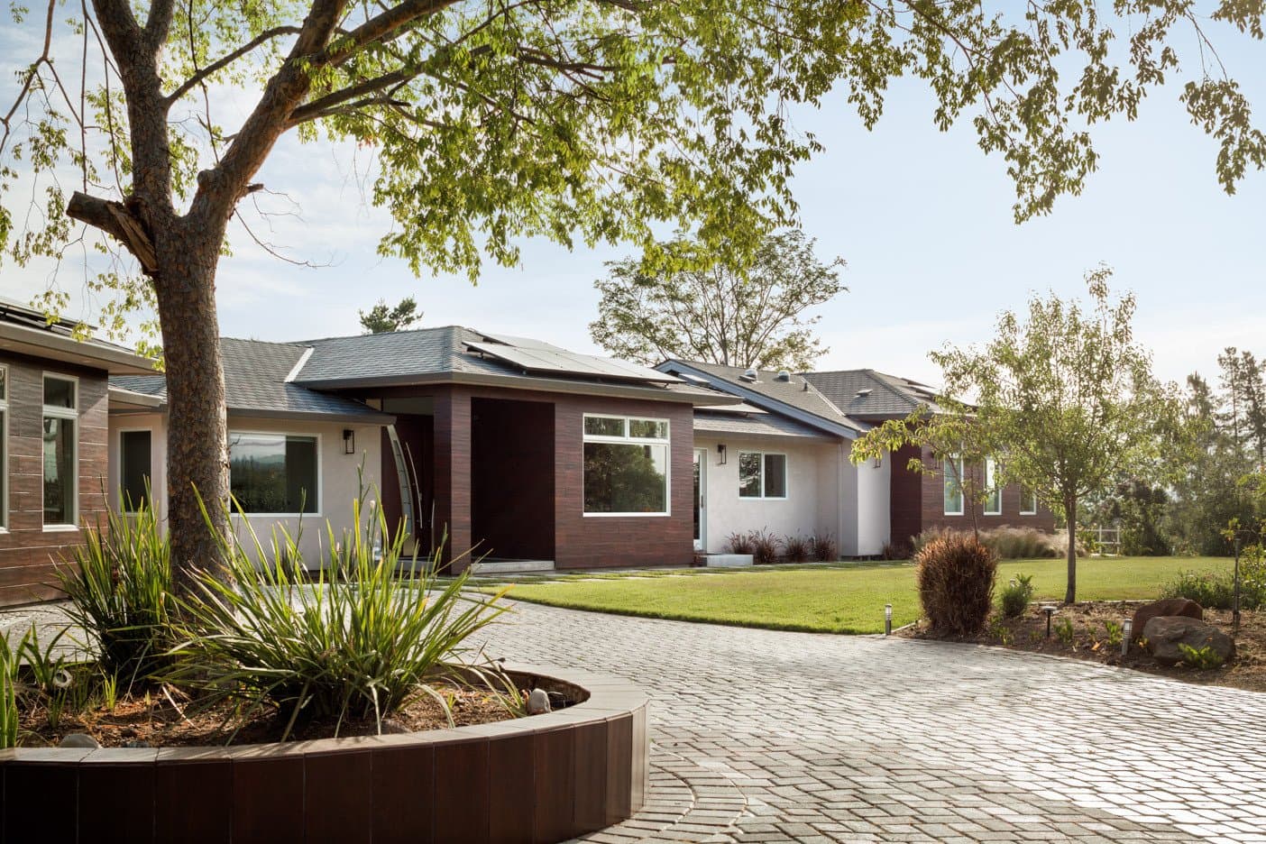 4 Benefits of Working with a Construction Firm in Los Altos